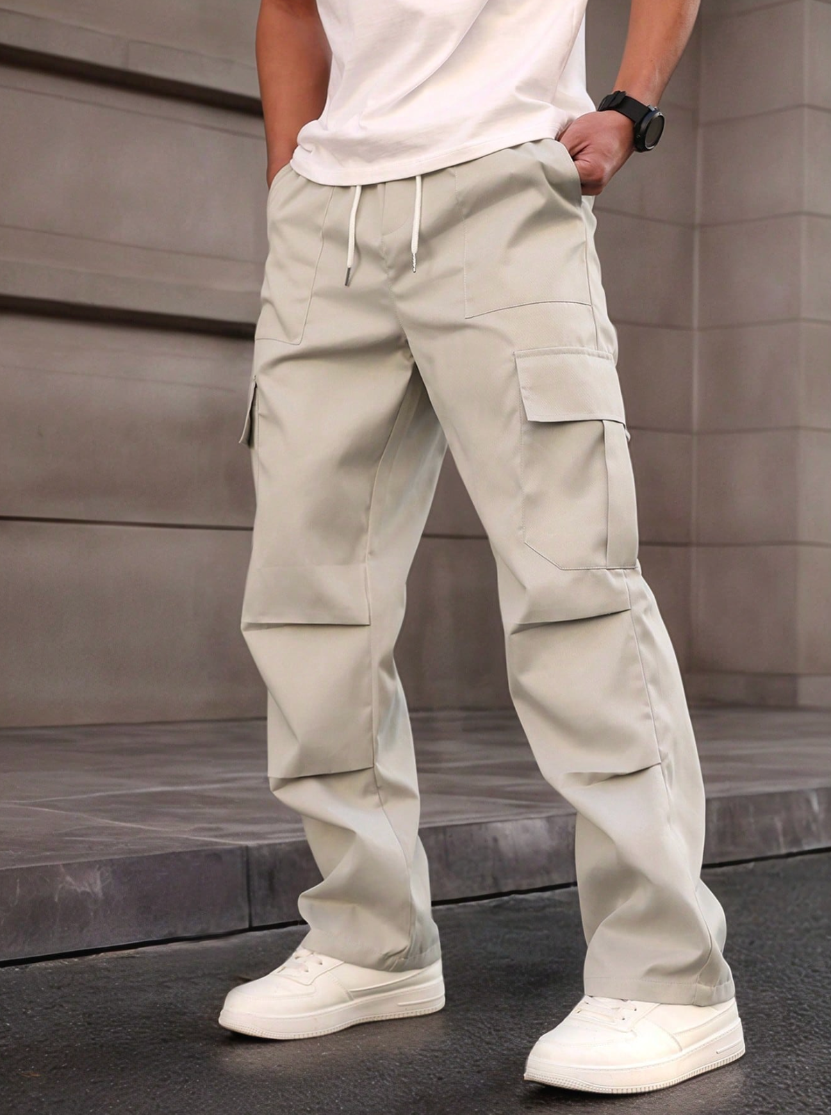 Atlas™ Relaxed Cargo Trousers