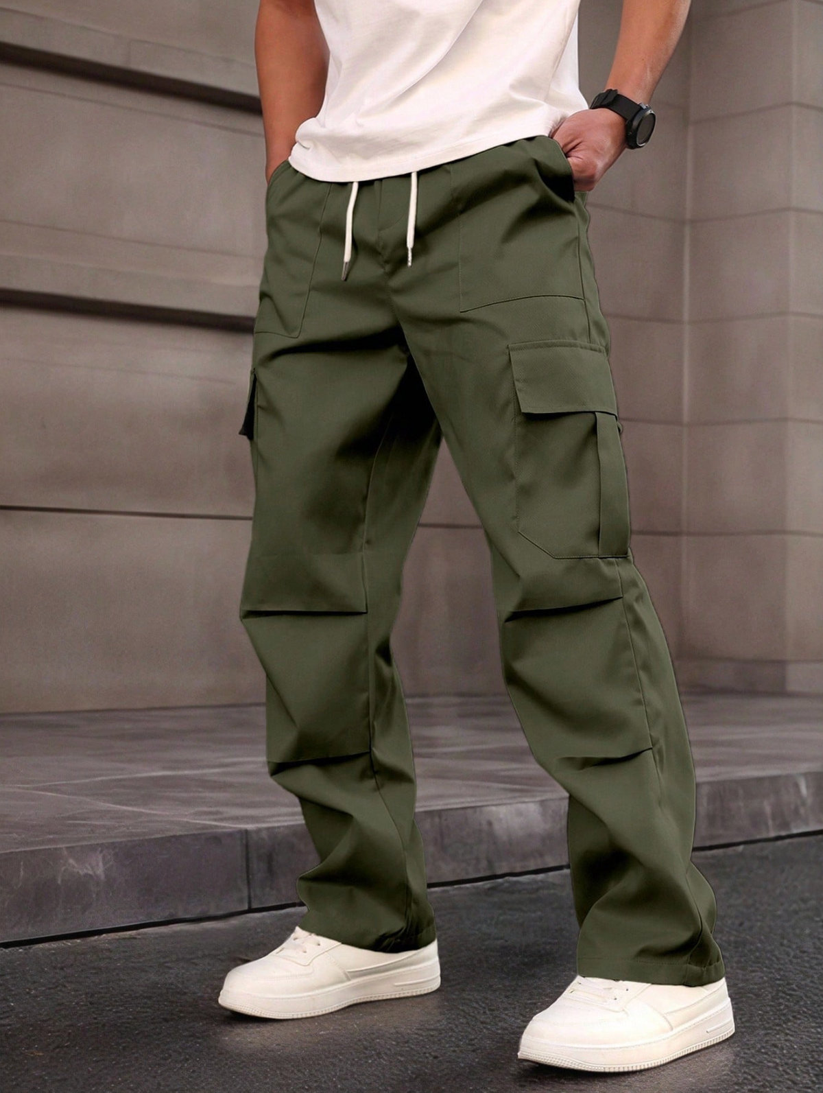 Atlas™ Relaxed Cargo Trousers